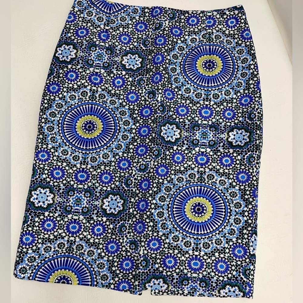 Banana republic patterned linen skirts size 4